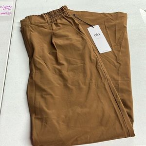 Alo High Waist Pursuit Trouser NWT size M